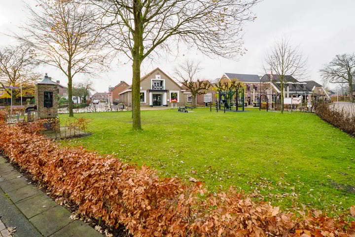 Photo 41 of Hoofdstraat 5