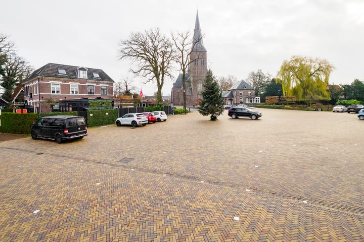 Photo 42 of Hoofdstraat 5