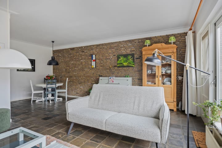 Photo 9 of Buntlaar 24