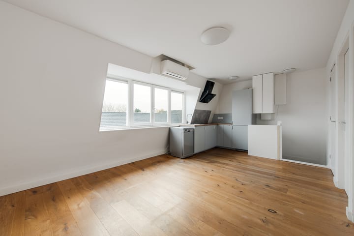 Photo 2 of Cornelis van Noordestraat 20-A