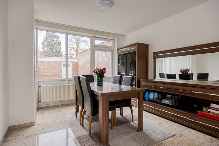 Foto 12 van Mecklenburgstraat 64