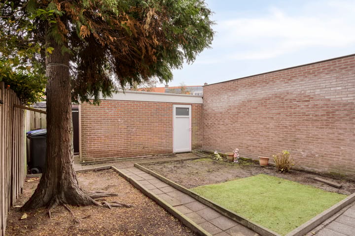 Foto 13 van Mecklenburgstraat 64