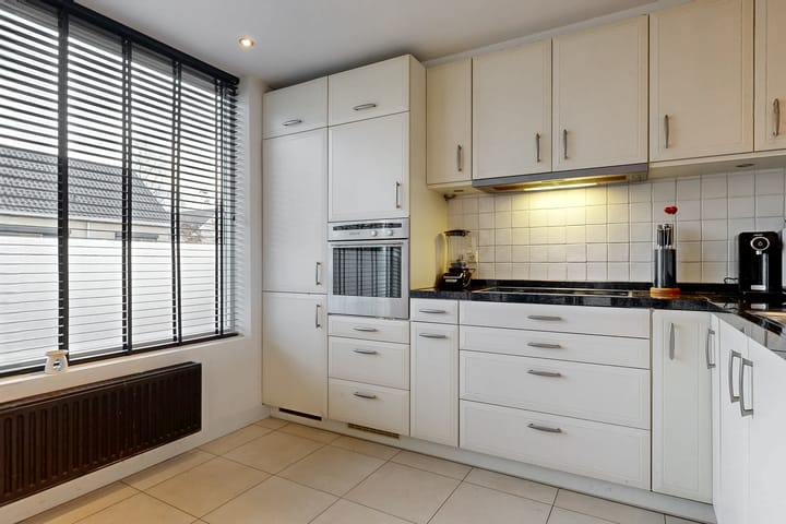 Foto 11 van Ravenstraat 8