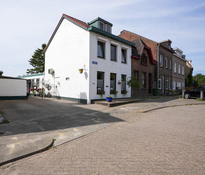 Foto 32 van Nieuweweg 102