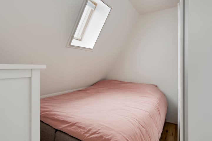 Photo 11 of Tollensstraat 17-2