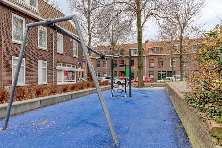 Photo 18 of Tollensstraat 17-2