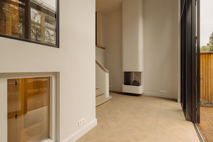 Photo 1 of Johannes Verhulststraat 143-A