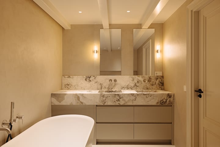 Photo 31 of Johannes Verhulststraat 143-A