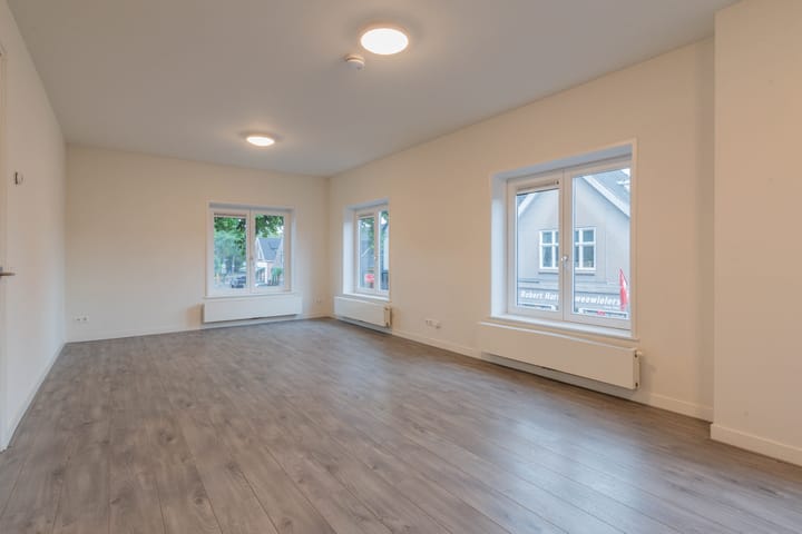 Foto 2 van Naarderstraat 21-1