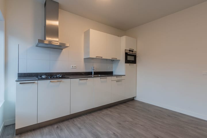 Foto 4 van Naarderstraat 21-1