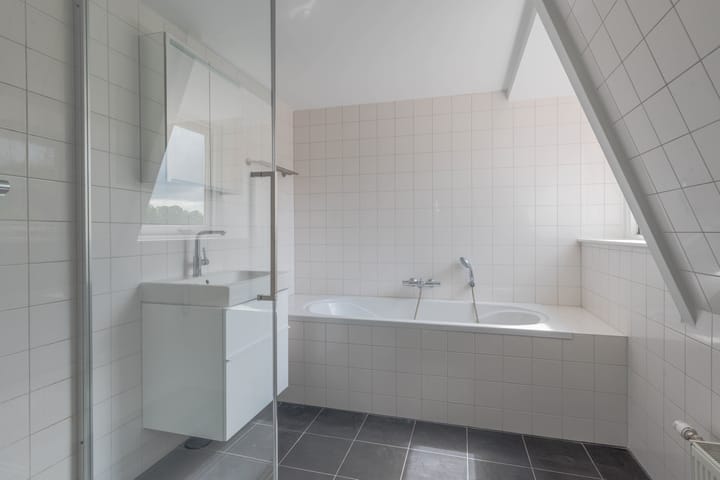 Foto 15 van Naarderstraat 21-2