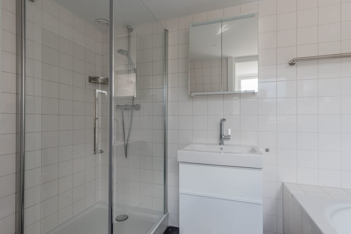 Foto 16 van Naarderstraat 21-2