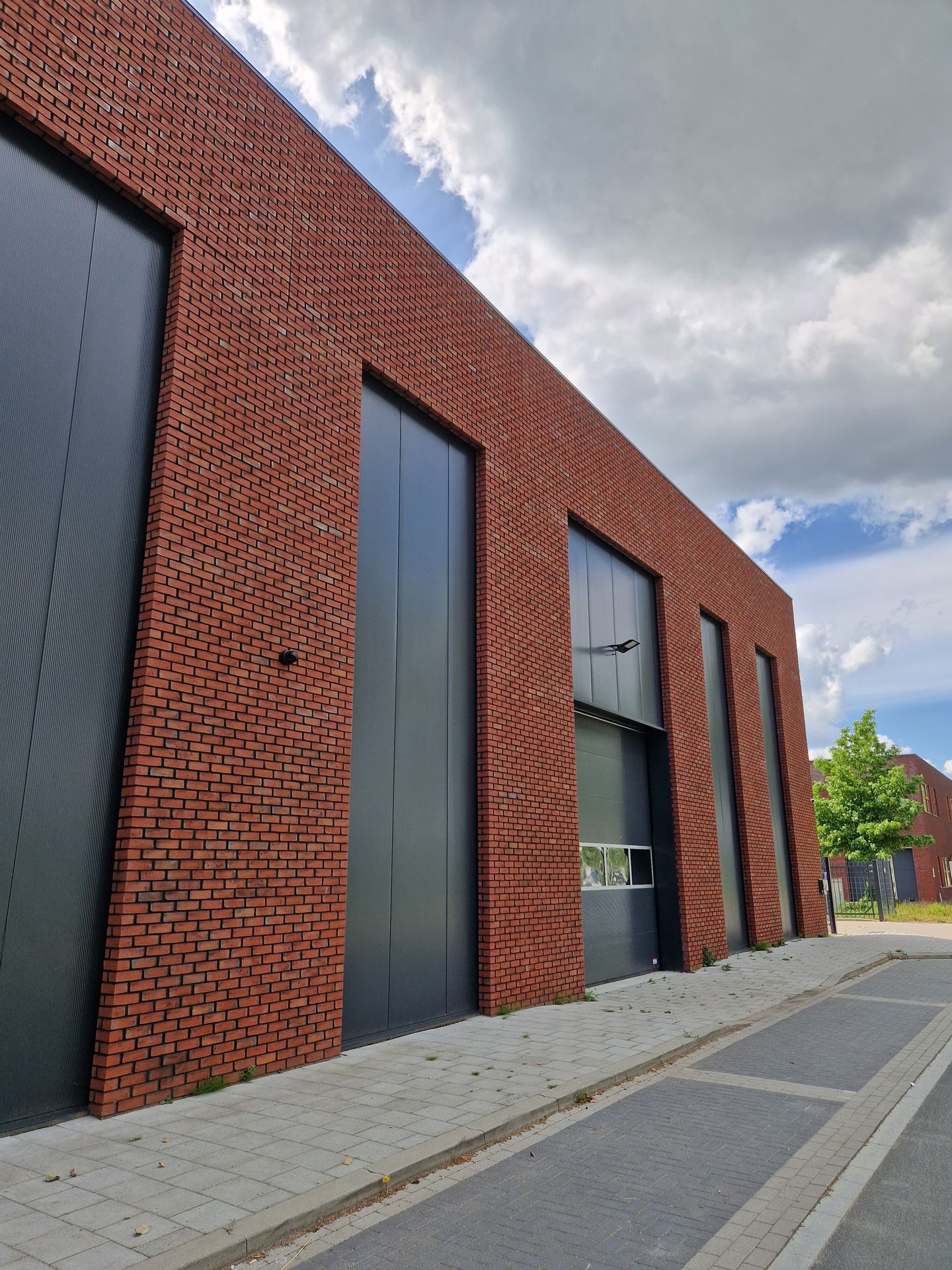 Bekijk foto 3 van Titaniumlaan 68