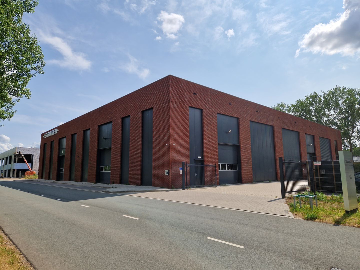 Bekijk foto 5 van Titaniumlaan 68