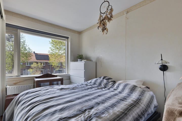 Photo 17 of Hazelaarstraat 75