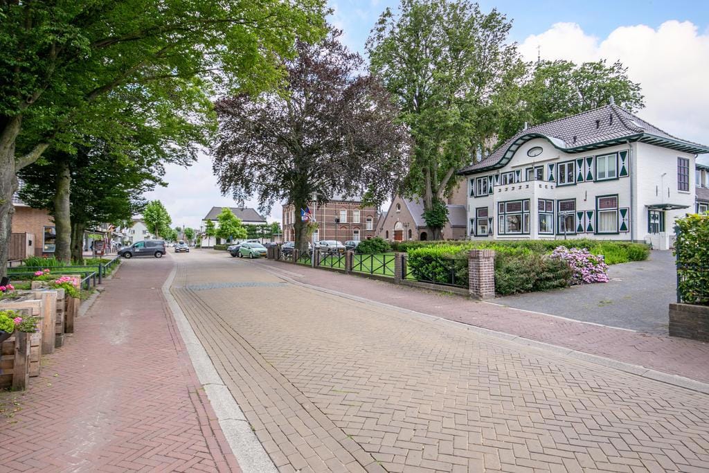 View photo 5 of Zandstraat 74