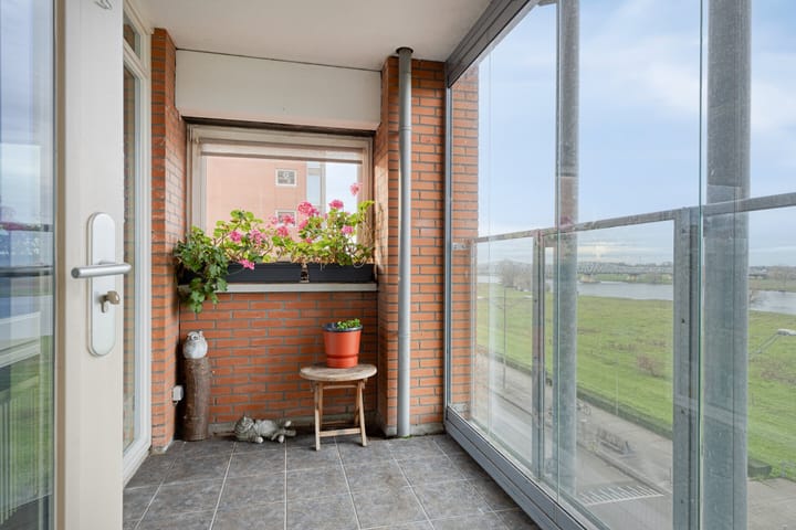 Foto 24 van Maasboulevard 291