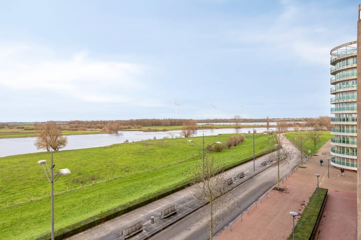 Foto 27 van Maasboulevard 291