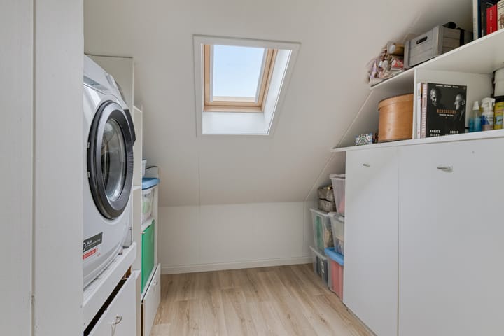 Foto 27 van Termijen 107