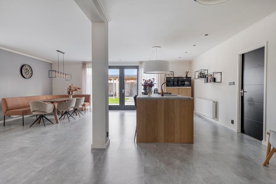 Foto 13 van Monseigneur Luijpenstraat 1