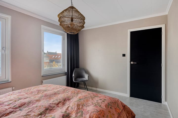 Foto 40 van Monseigneur Luijpenstraat 1