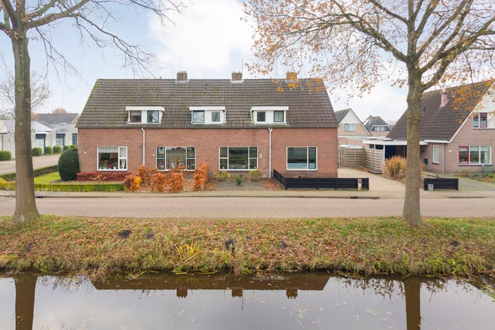 Photo 2 of Hoofdvaart 100