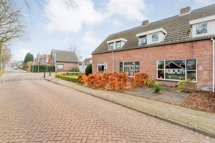 Photo 6 of Hoofdvaart 100