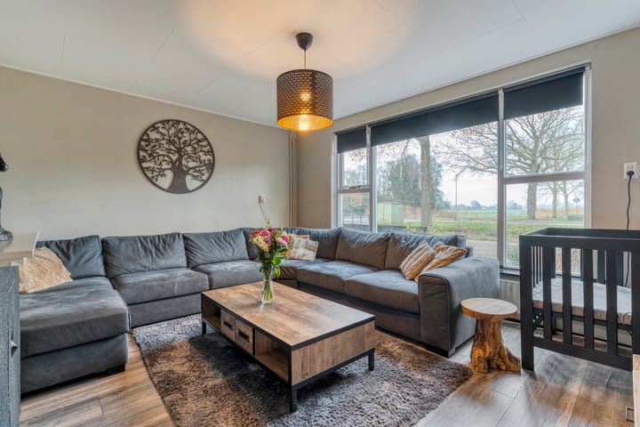 Photo 15 of Hoofdvaart 100