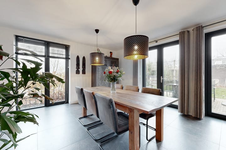 Photo 21 of Herfstvlinder 10