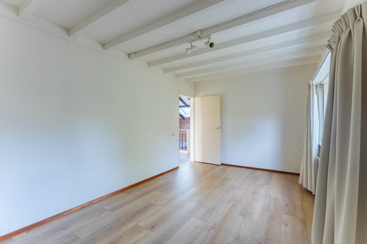 Foto 23 van Eikenlaan 32