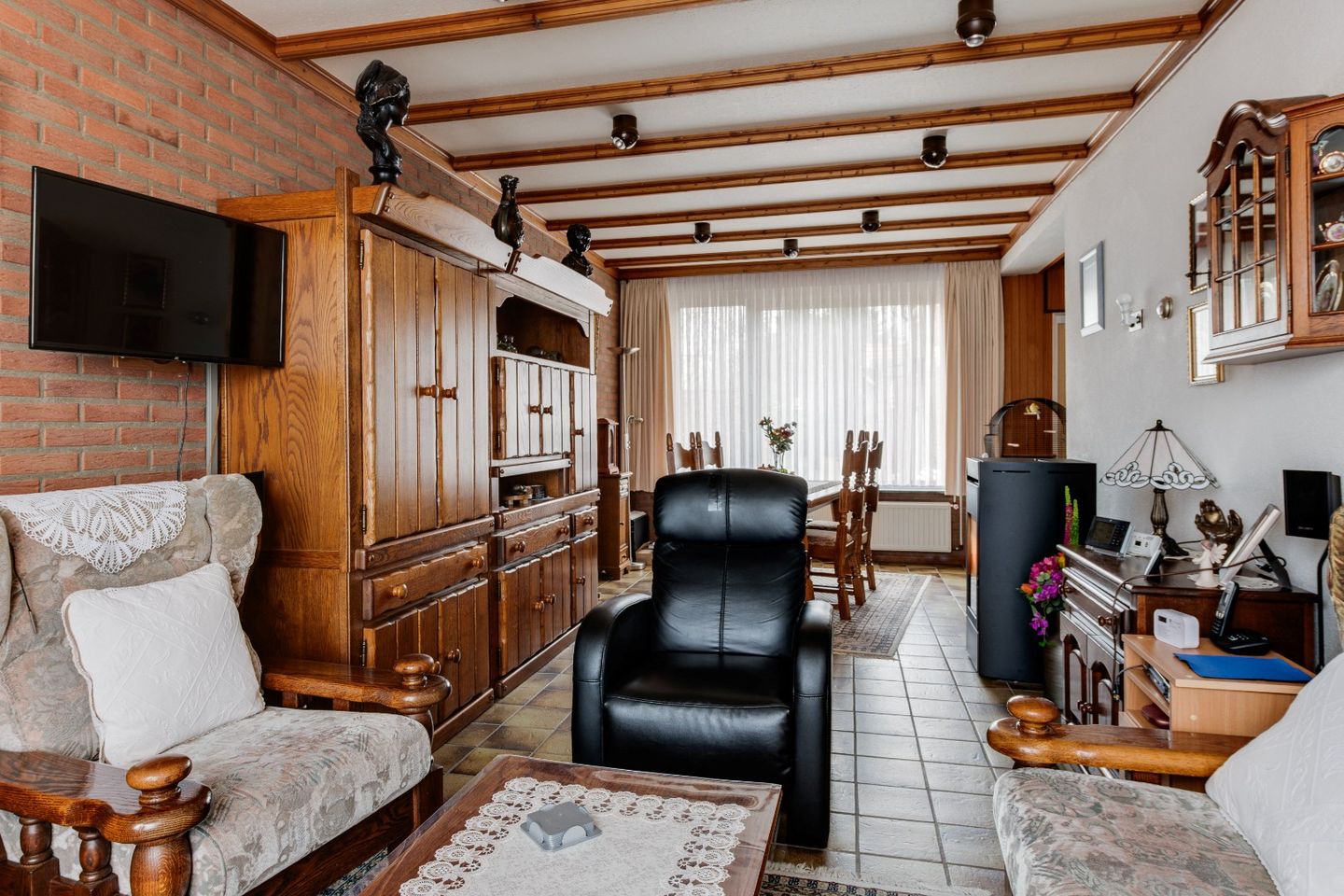 View photo 2 of Dijk 23