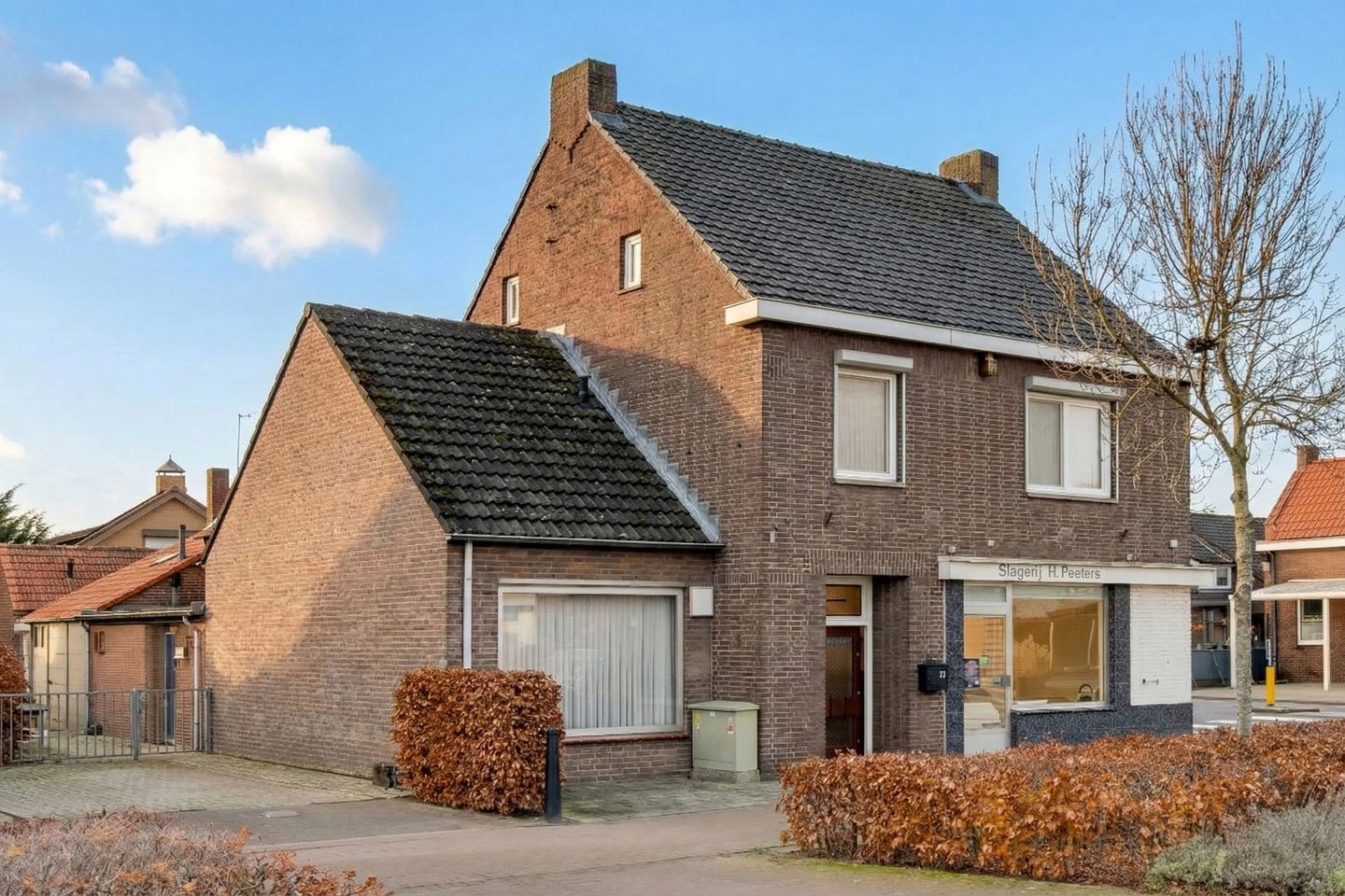 View photo 3 of Dijk 23