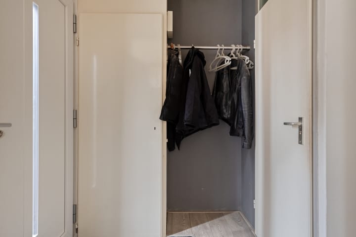 Photo 12 of Wilsonstraat 62