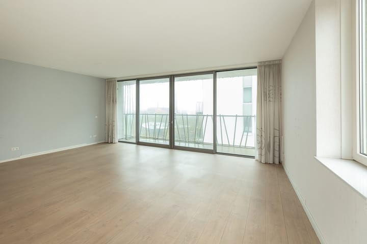 Photo 2 of Prins Bernhardstraat 89