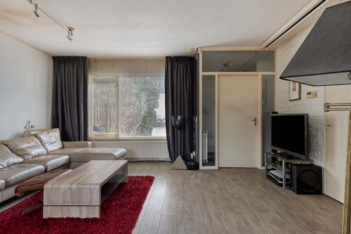 Photo 13 of Wilsonstraat 62