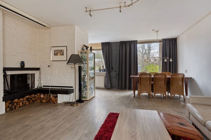 Photo 15 of Wilsonstraat 62