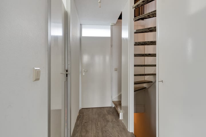 Photo 20 of Wilsonstraat 62