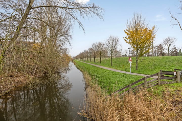 Photo 38 of Wilsonstraat 62