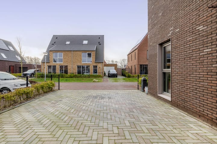 Foto 35 van Eikenhorst 48