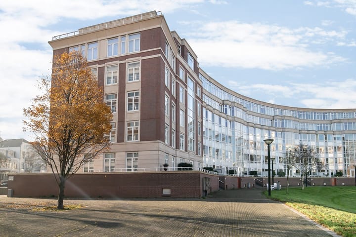 Photo 5 of Burgemeester De Monchyplein 132