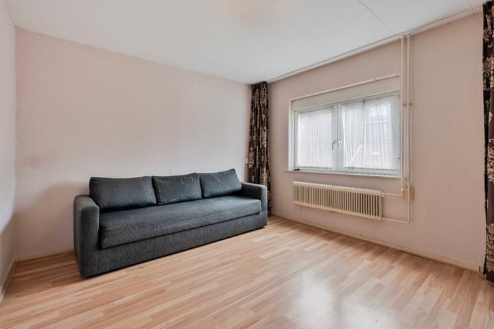 Photo 10 of Paulus Potterstraat 32