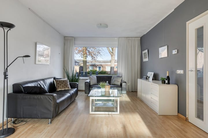 Photo 10 of Uranusstraat 19