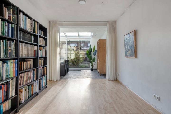 Photo 12 of Uranusstraat 19