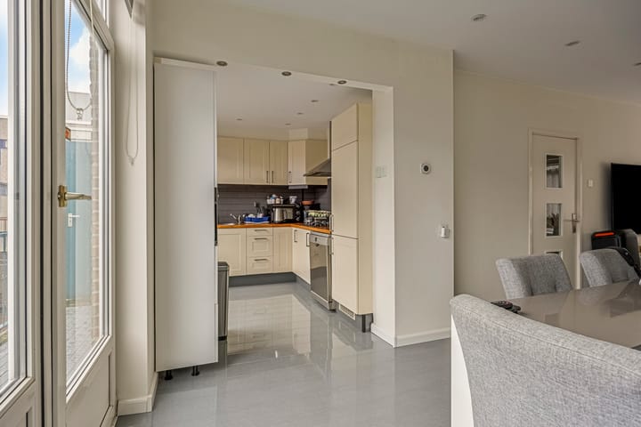 Foto 10 van Frijdastraat 31