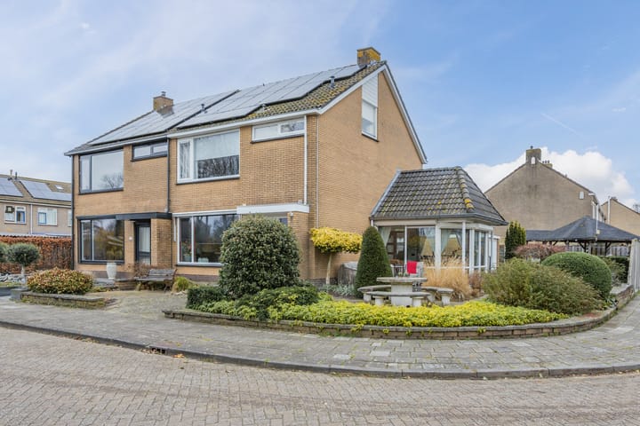 Photo 5 of Van Ommenstraat 3