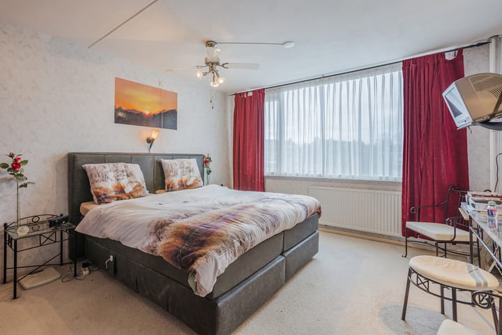 Photo 24 of Van Ommenstraat 3