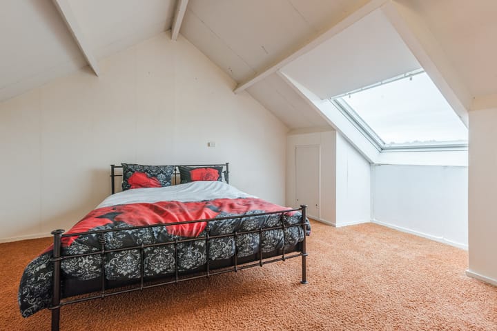 Photo 37 of Van Ommenstraat 3