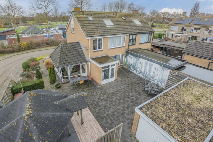 Photo 57 of Van Ommenstraat 3