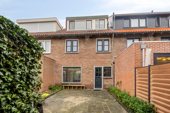 Foto 10 van Gerard Doulaan 22