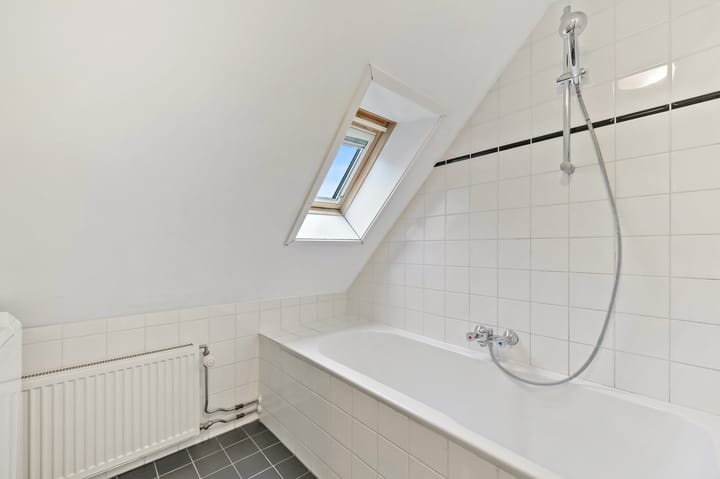 Foto 13 van Korenaarstraat 71